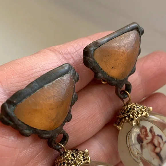 Vintage Lucite 80’s Angel Earrings long big chunky artisan clip on lightweight - Picture 6 of 11